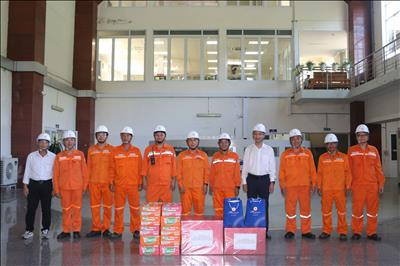 CÔNG ĐOÀN CÔNG TY THỦY ĐIỆN BUÔN KUỐP THĂM, ĐỘNG VIÊN NGƯỜI LAO ĐỘNG THAM GIA SỬA CHỮA TỔ MÁY H2 NHÀ MÁY THỦY ĐIỆN BUÔN TUA SRAH 