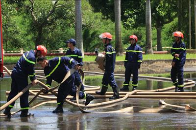 CÔNG TY THỦY ĐIỆN BUÔN KUỐP PHỐI HỢP THỰC TẬP PHƯƠNG ÁN CHỮA CHÁY: CHỦ ĐỘNG - KỊP THỜI - HIỆU QUẢ